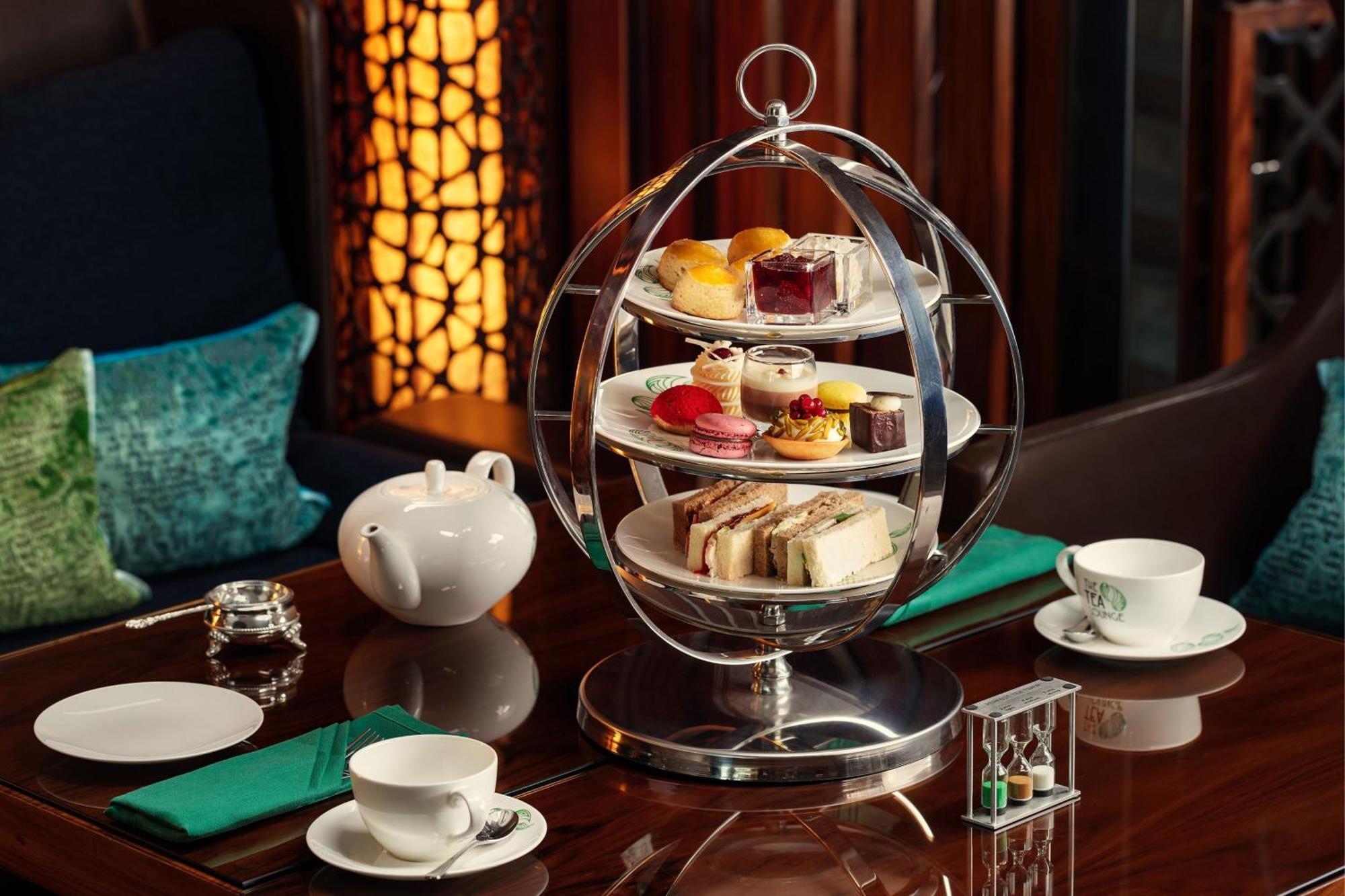 Jw Marriott Absheron Baku Hotel Екстериор снимка Afternoon tea at the Emirates Palace Hotel, Abu Dhabi