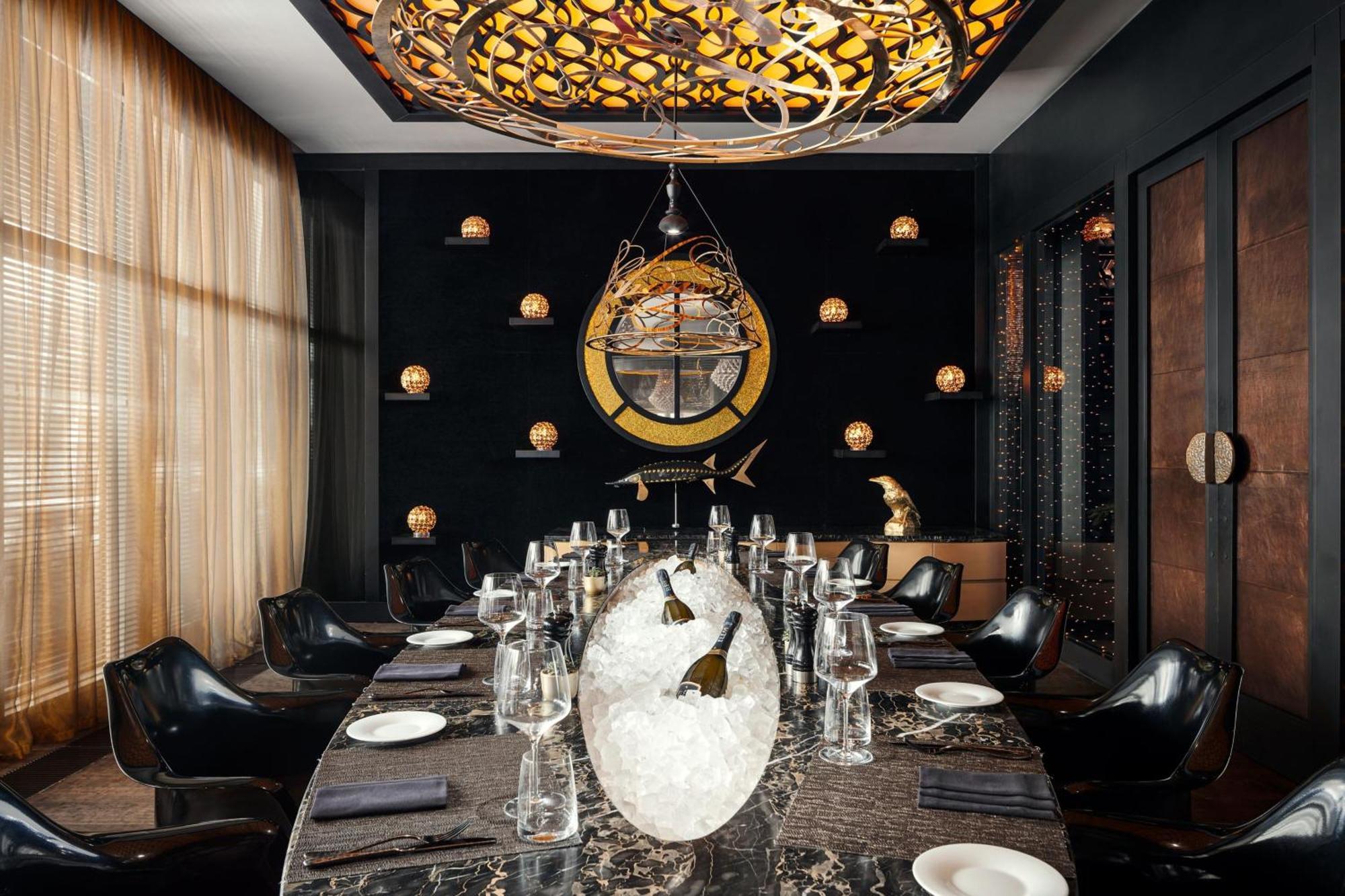 Jw Marriott Absheron Baku Hotel Екстериор снимка The dining room at the restaurant